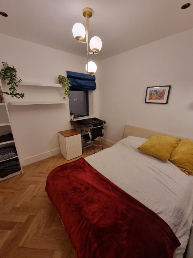 Bright Spacious Apartment In The Park London Exterior photo